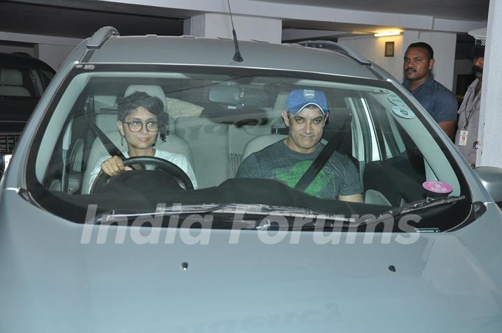 Aamir Khan and Kiran Rao were snapped at Karan Johar 's Bash