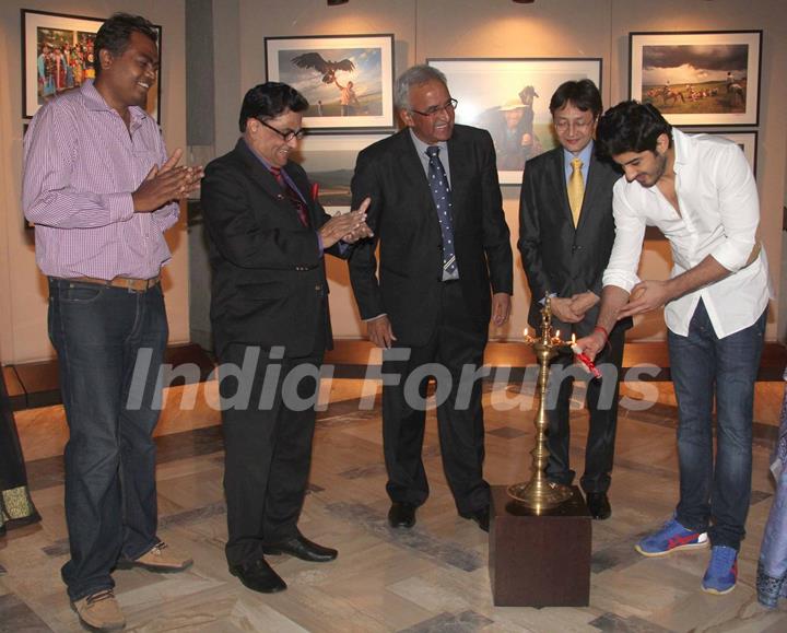 Mohit Marwah lights the lamp at Mongolia Day, An Art Exhibition by Shantanu Das