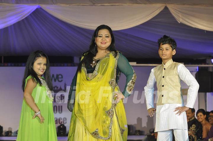 Bharti Singh walks the ramp with kids at Wellingkar's 26/11 Tribute