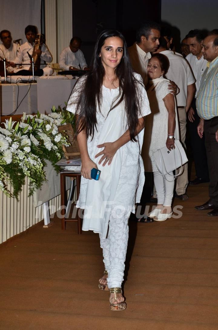 Tara Sharma was snapped at Murli Deora's Prayer Meet