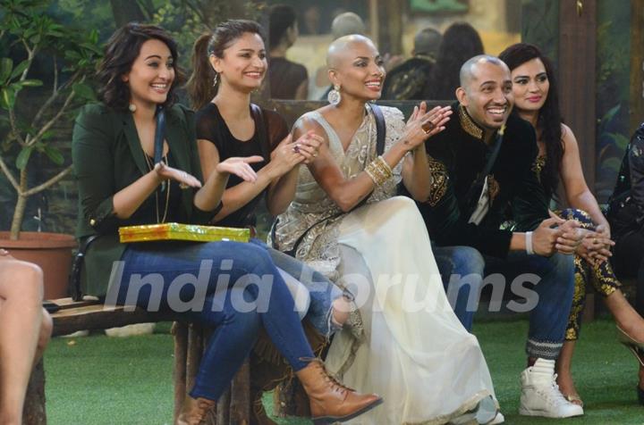 Sonakshi Sinha at Bigg Boss 8