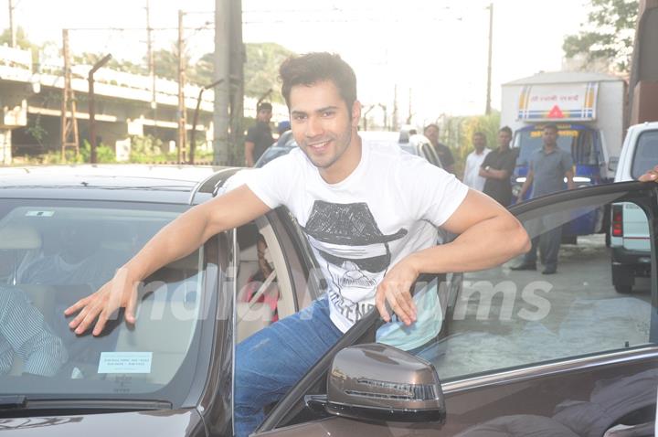 Varun Dhawan strikes a pose at the Promotions of Badlapur at Gaiety Galaxy Cinema