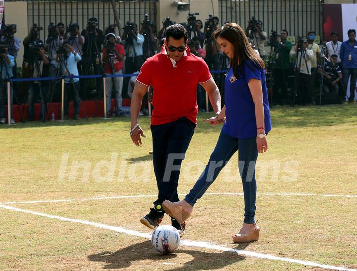 Nita Ambani tries her hand at footbal at the Launch of '#grassroots football movement'