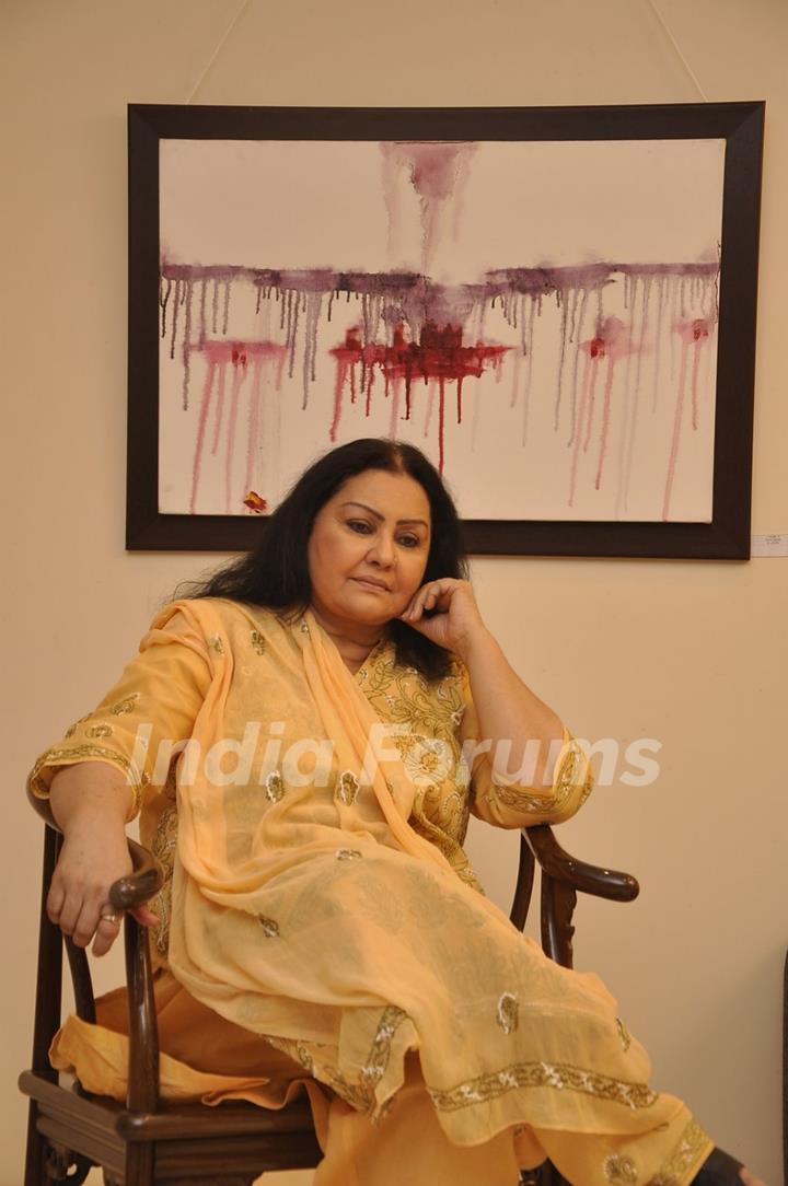 Amol Palekar Paints Vidya Sinha