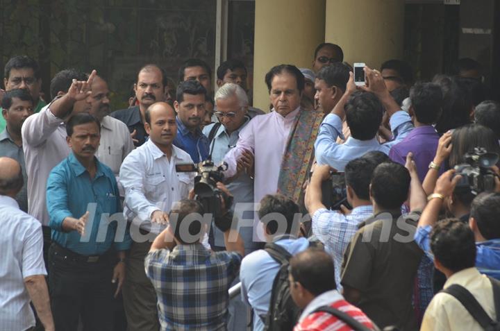 Dilip Kumar Gets Discharged from the Hospital