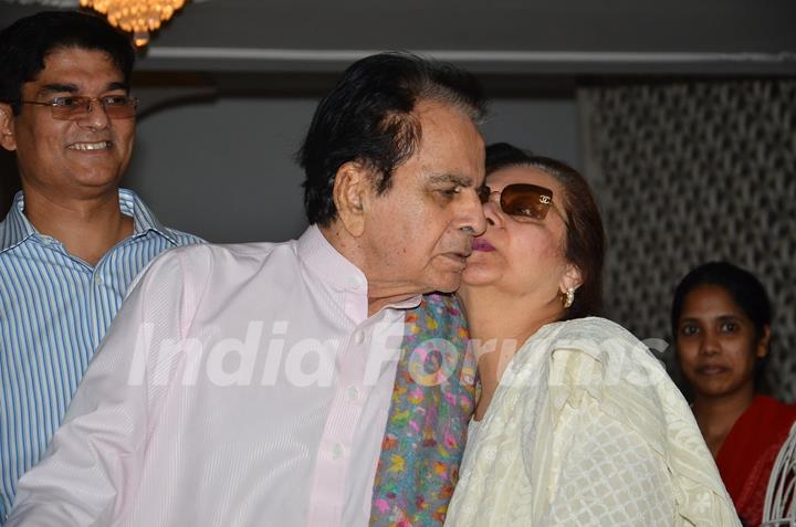 Saira Banu gives Dilip Kumar a peck