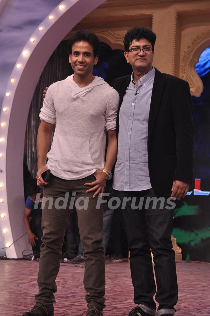 Tusshar Kapoor and Prasoon Joshi at NDTV Cleanathon Hosted by Amitabh Bachchan