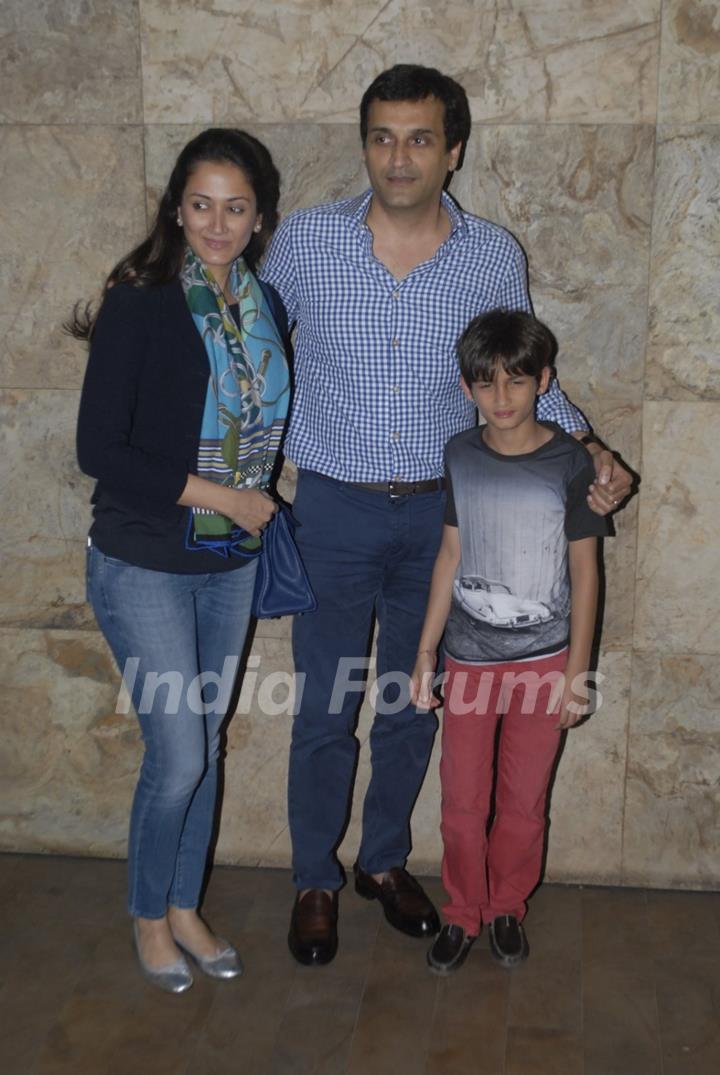 Gayatri Joshi poses with husband and kid at the Special Screening of P.K.