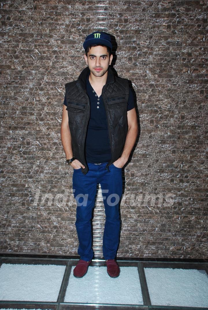 Zain Imam poses for the media at the Success Bash of Kaisi Yeh Yaariyan