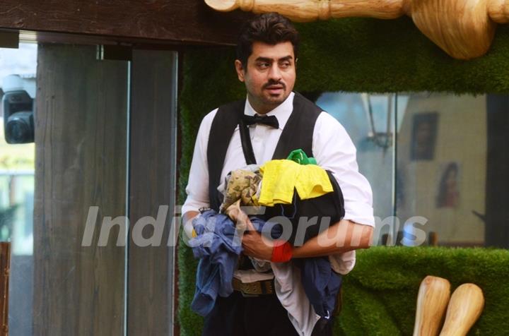 Pritam Singh during the second part of the task Kabhi Haa Kabhi Naa on Bigg Boss 8