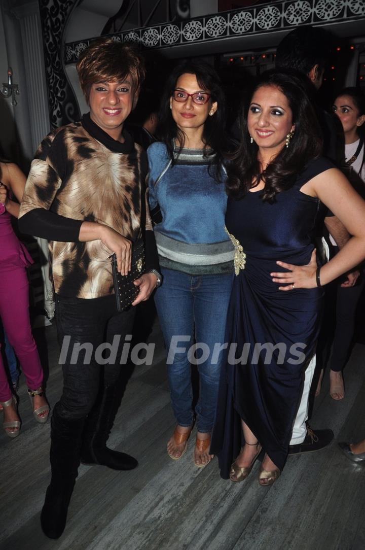 Celebs pose for the media at the Launch of Munisha Khatwani's Tarot Predictions 2015 Book