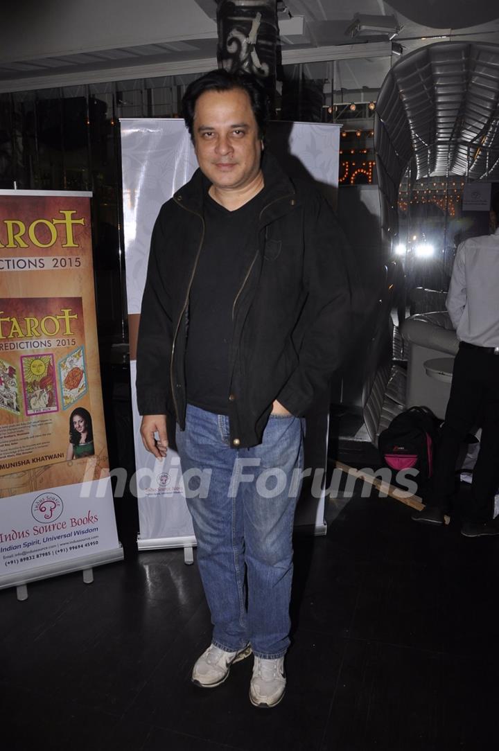 Mahesh Thakur was at the Launch of Munisha Khatwani's Tarot Predictions 2015 Book