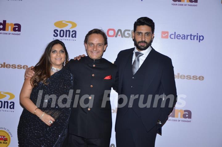 Abhishek Bachchan poses with guests at Magic Bus Charity Dinner