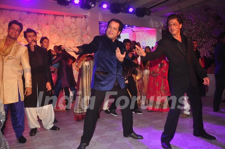 Shah Rukh Khan shakes a leg with Uday at the Sangeet Ceremony