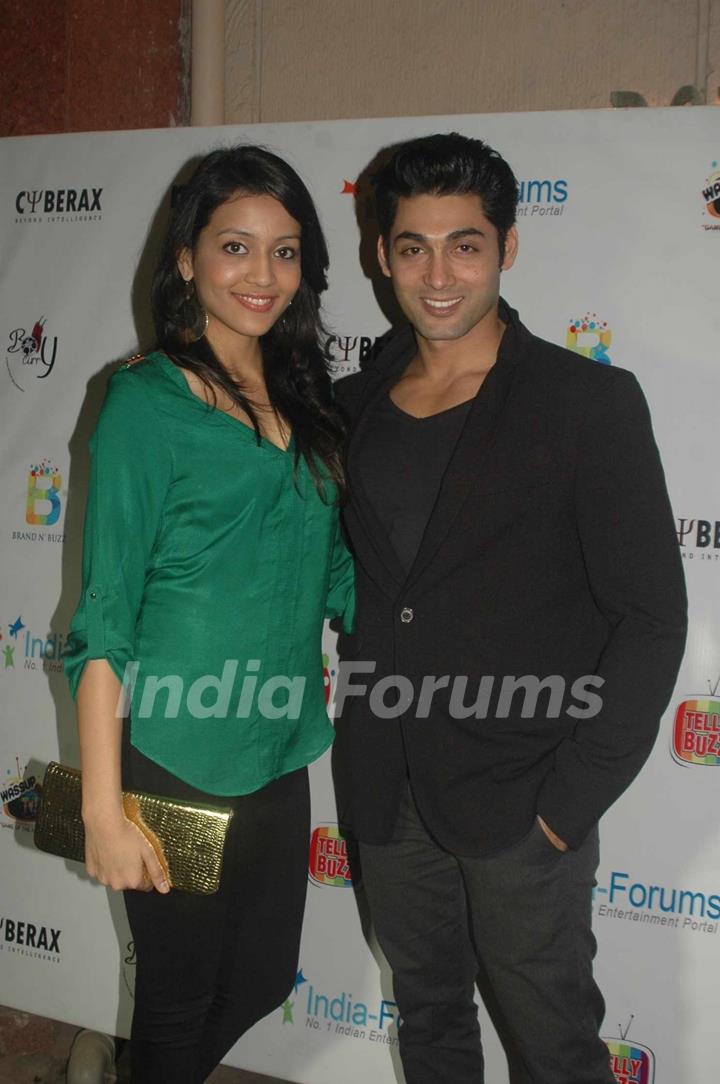 Ruslaan Mumtaz poses with wife at India-Forums 11th Anniversary Bash