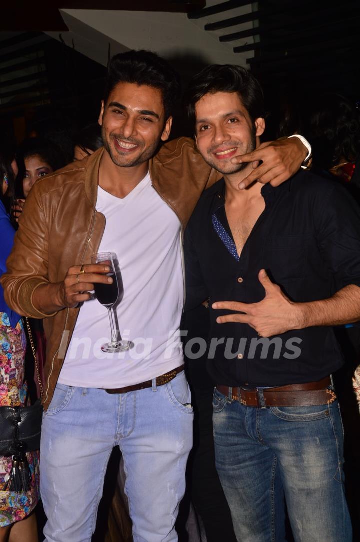 Bharat Chawda poses with Bhuvnesh Maan at India-Forums 11th Anniversary Bash