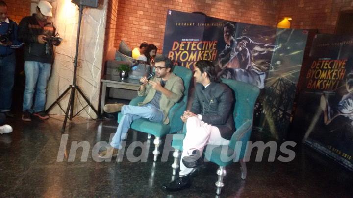 Dibakar Banerjee addressing the audience at the Poster Launch of Detective Byomkesh Bakshy!