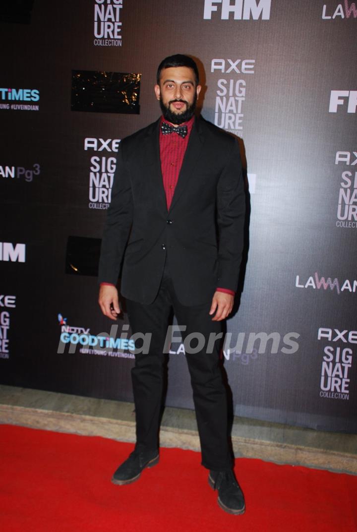 Arunoday Singh poses for the media at FHM Bachelor of the Year Bash