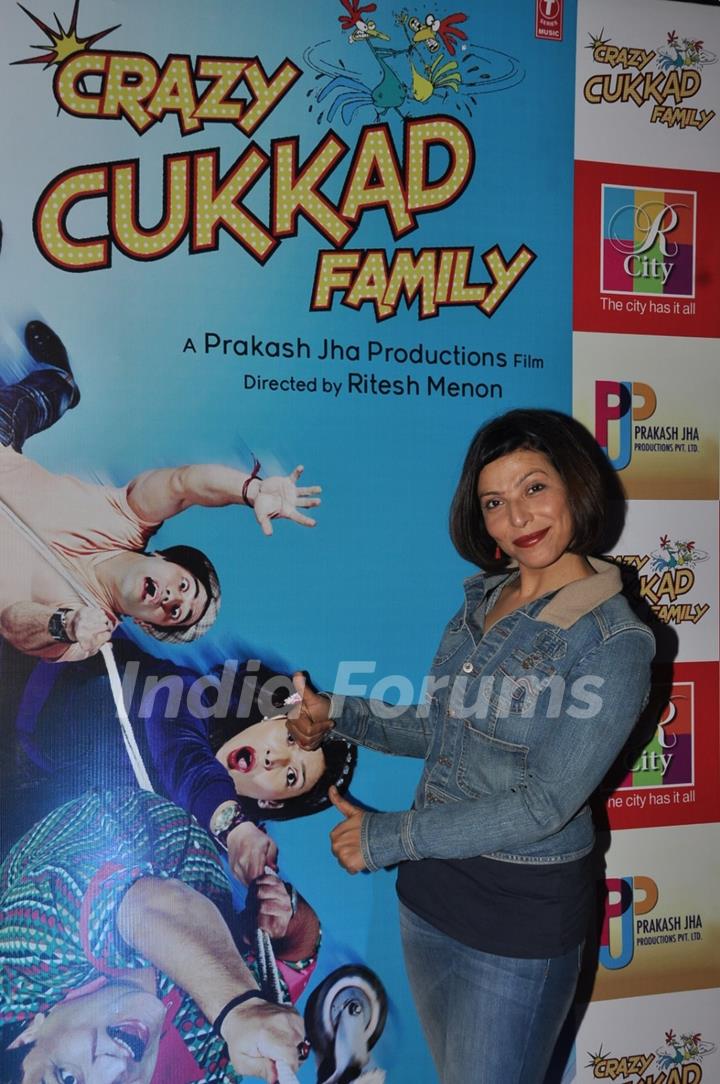 Shilpa Shukla poses for the media at the Promotions of Crazy Cukkad Family