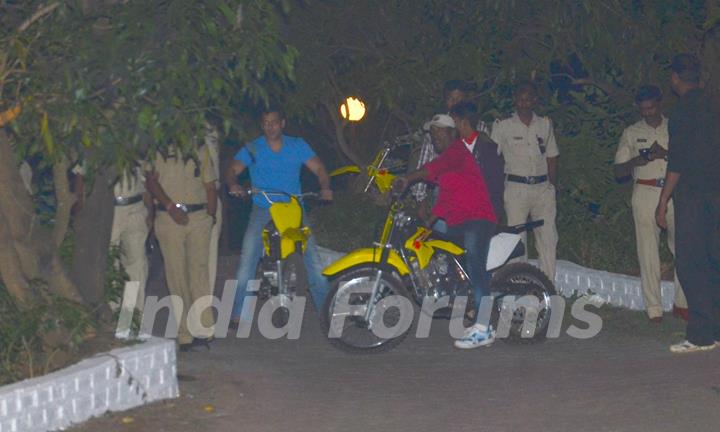 Salman Khan was snapped enjoying Bike Ride at Panvel Farm House