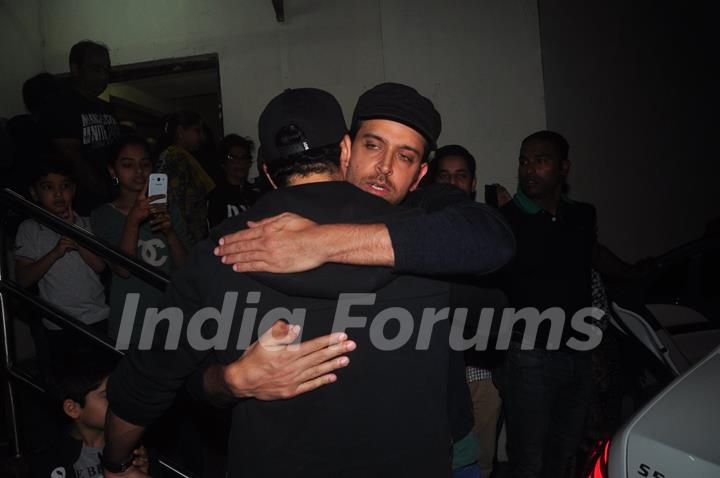 Hrithik gives Zayed a hug at PVR Cinemas