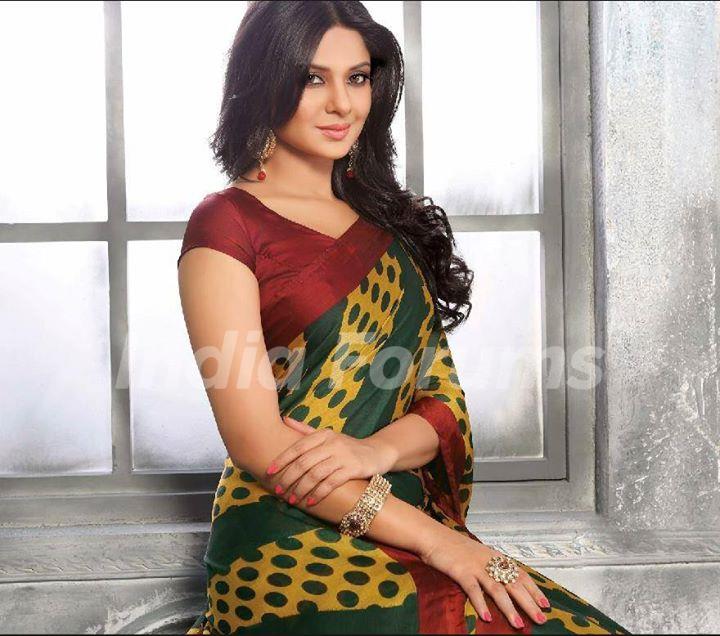 Mira Jagganath's charming monsoon special photoshoot in saree | Times of  India