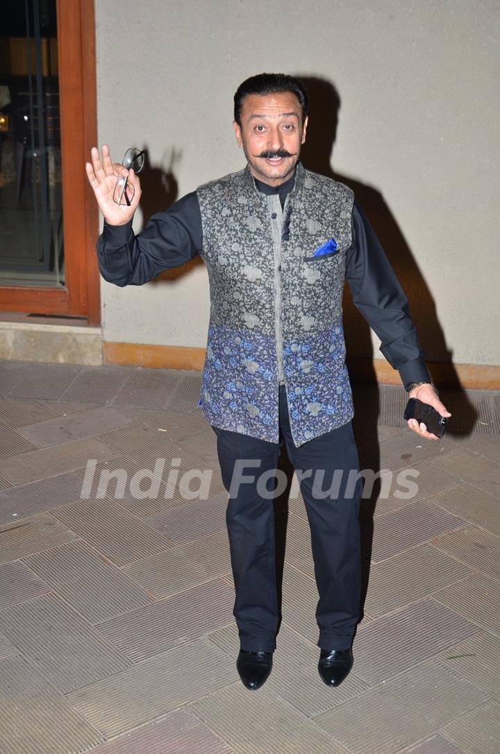 Gulshan Grover poses for the media at Sanjay Dutt's New Year Bash
