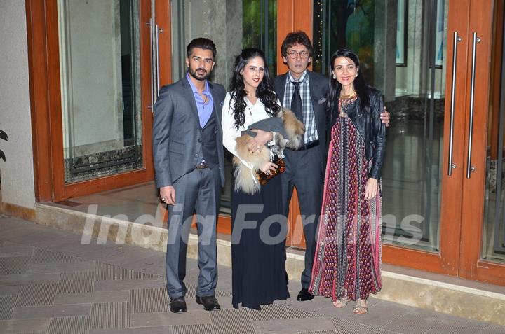 Celebs pose for the media at Sanjay Dutt's New Year Bash