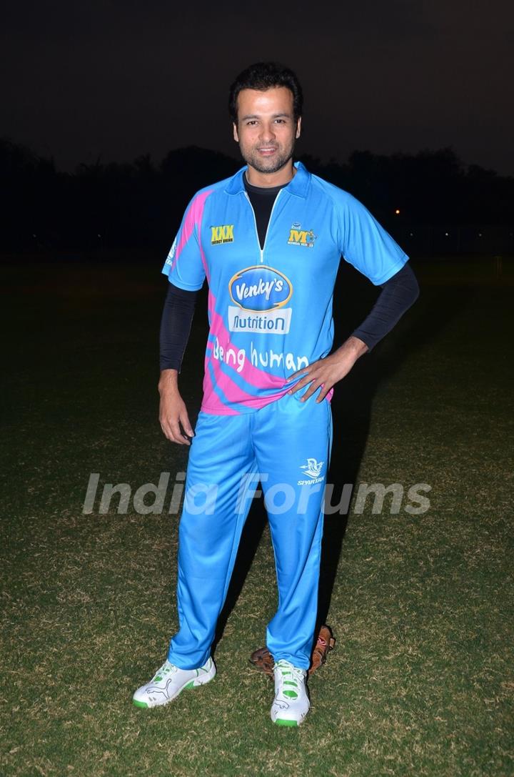 Rohit Roy poses for the media at CCL Practice Session