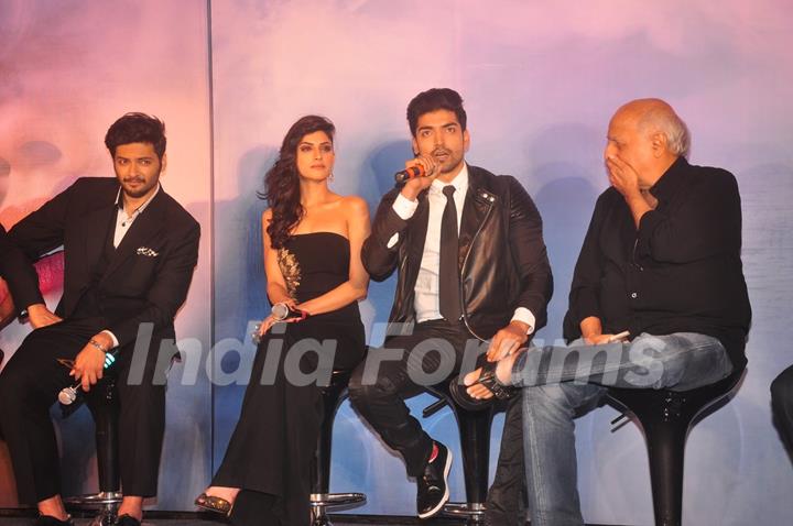 Gurmeet Choudhary interacts with the audience at the Music Launch of Khamoshiyan