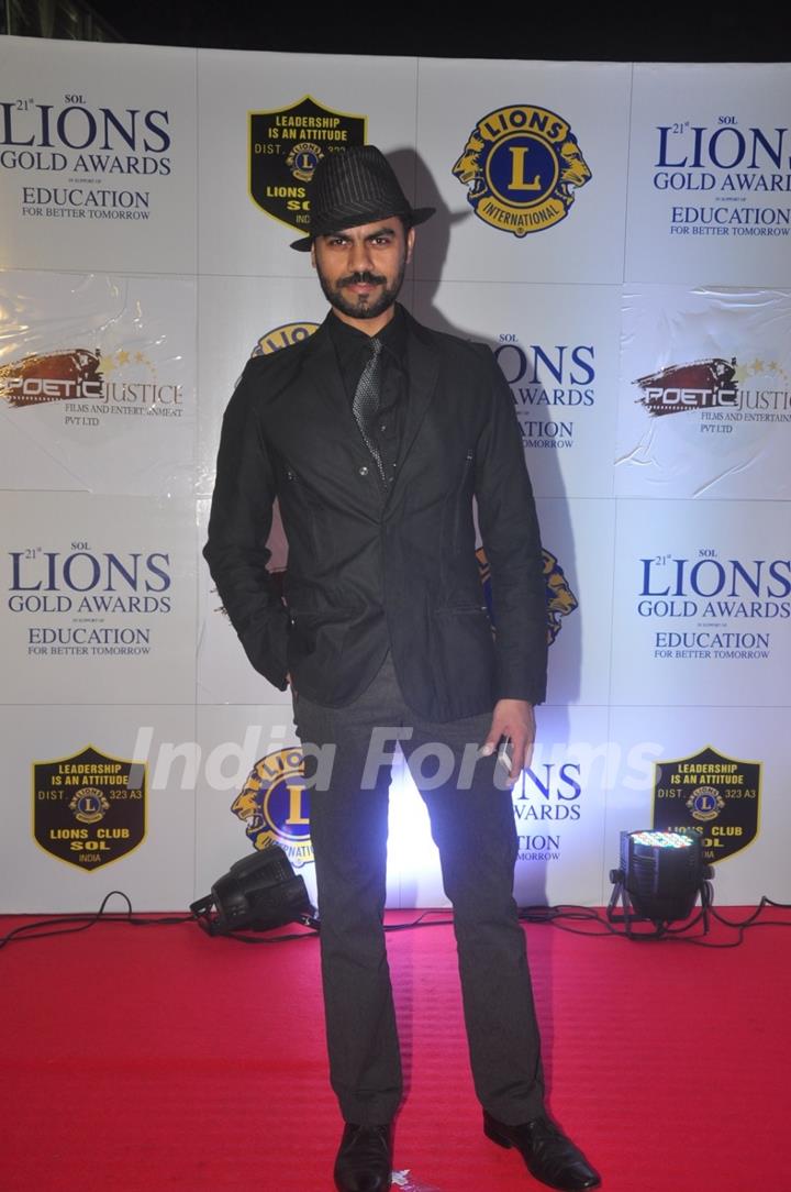 Gaurav Chopra poses for the media at Lion Gold Awards