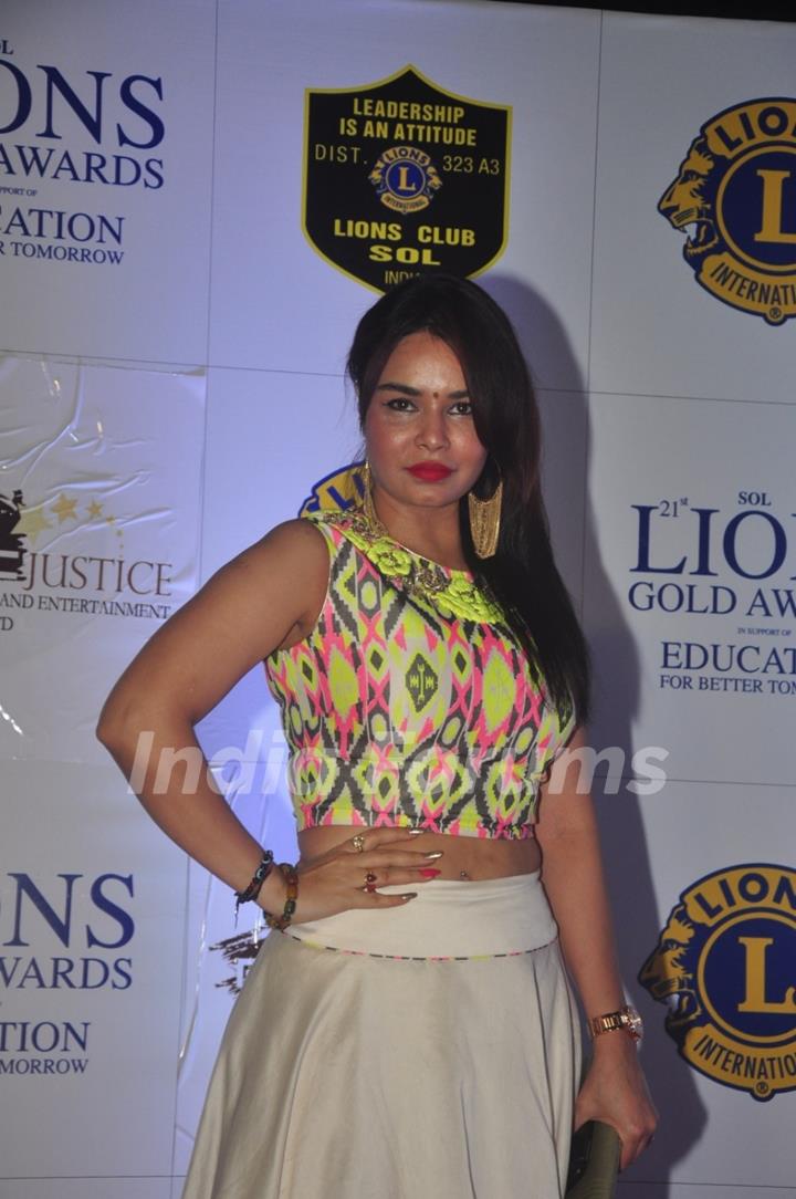 Kavitta Verma poses for the media at Lion Gold Awards