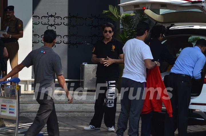 Shiamak Davar Snapped at Airport