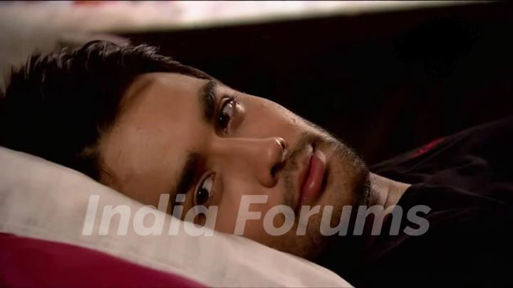 Vivian Dsena as Rishabh kundra