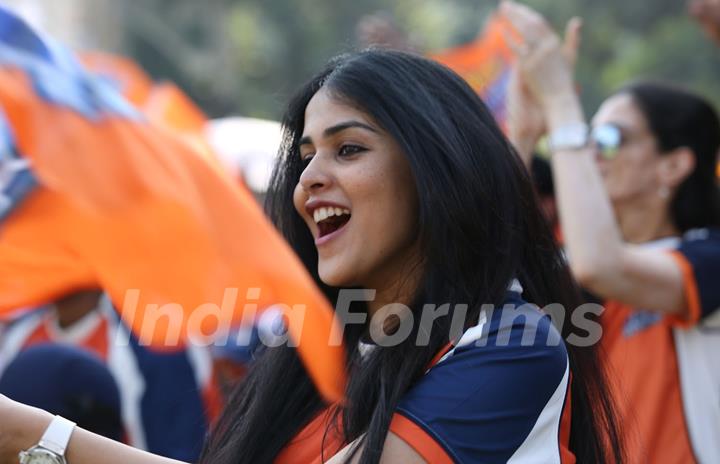 Genelia Dsouza cheers for the Veer Marathas