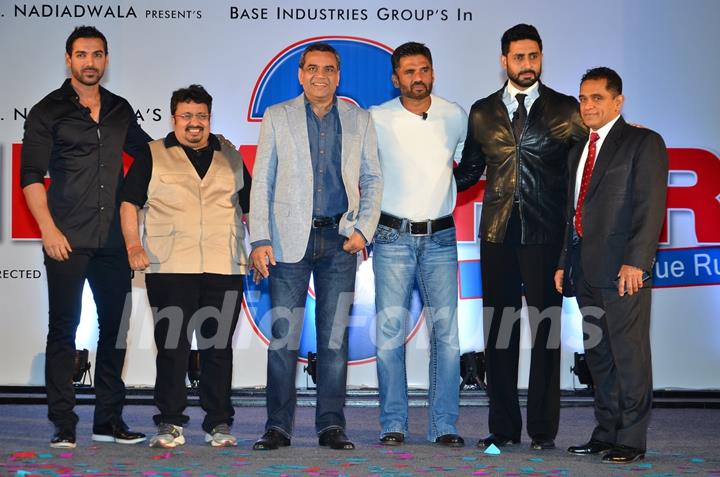 Team of Hera Pheri 3 poses for the media at the Launch