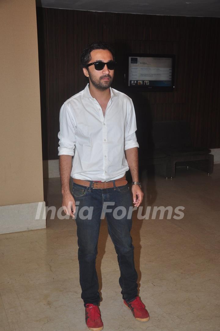 Siddhant Kapoor poses for the media at Jazbaa Script Reading Session
