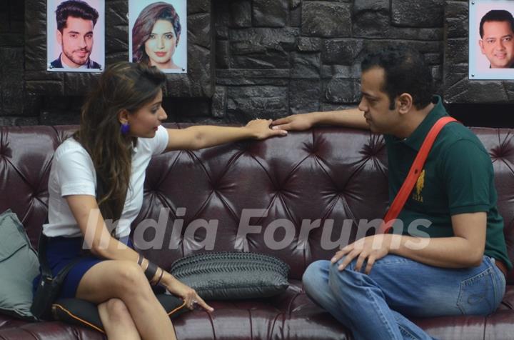 Bigg Boss - Halla Bol