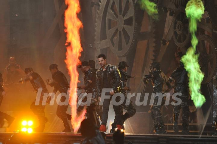 Varun Dhawan performs at 21st Annual Life OK Screen Awards Red Carpet