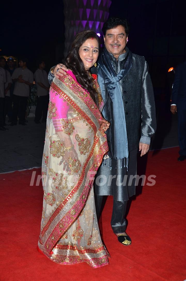 Shatrughan Sinha poses with wife Poonam Sinha at the Wedding Reception of their Son Kush Sinha