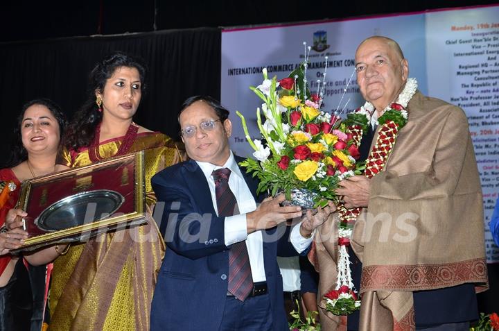 Prem Chopra felicitated at Mumbai University