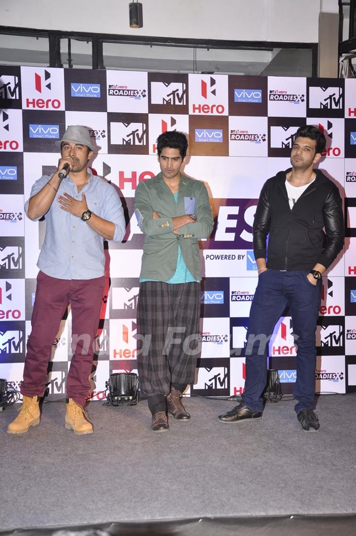 Rannvijay Singh interacts with the media at the Press Conference of MTV Roadies X2