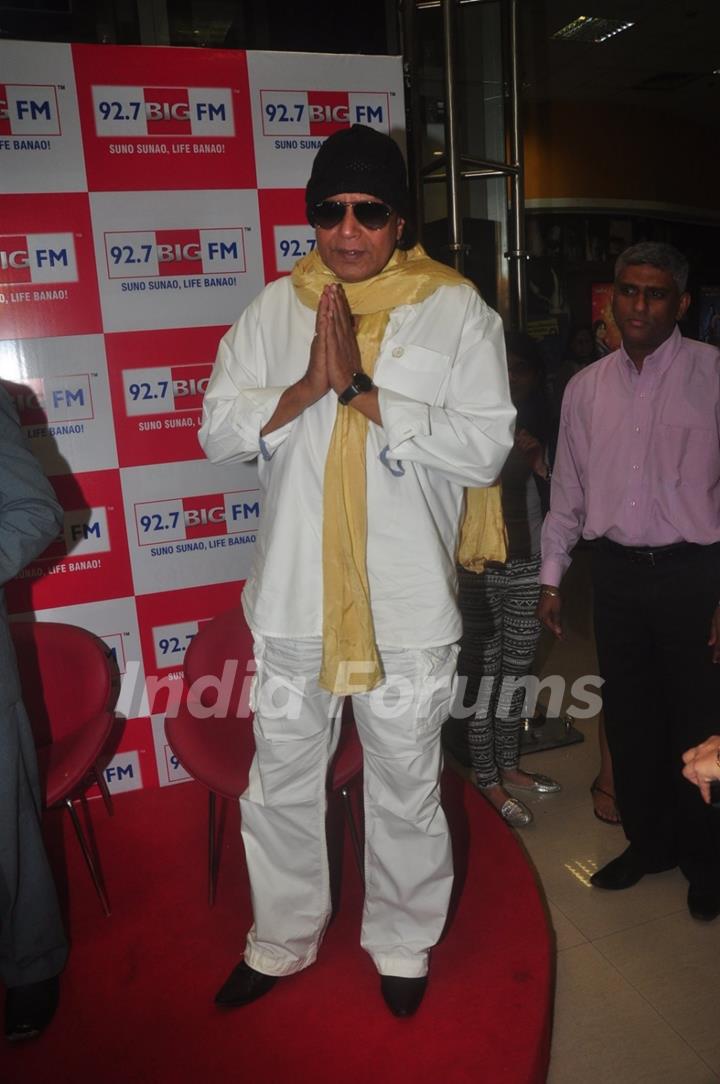 Mithun Chakraborty greets the media at BIG Hawaizaada Heroes event