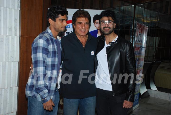 Raj Babbar poses with Sons Prateik and Arya Babbar at the Book Launch