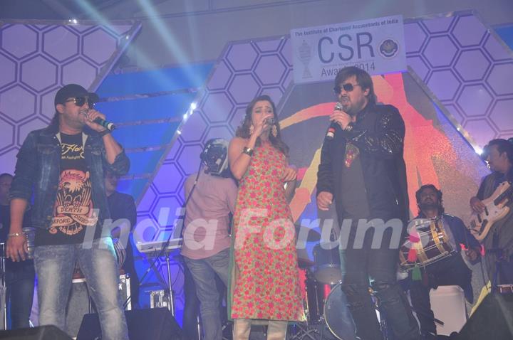 Shalmali Kholgade, Sajid and Wajid Ali perform at CSR Awards