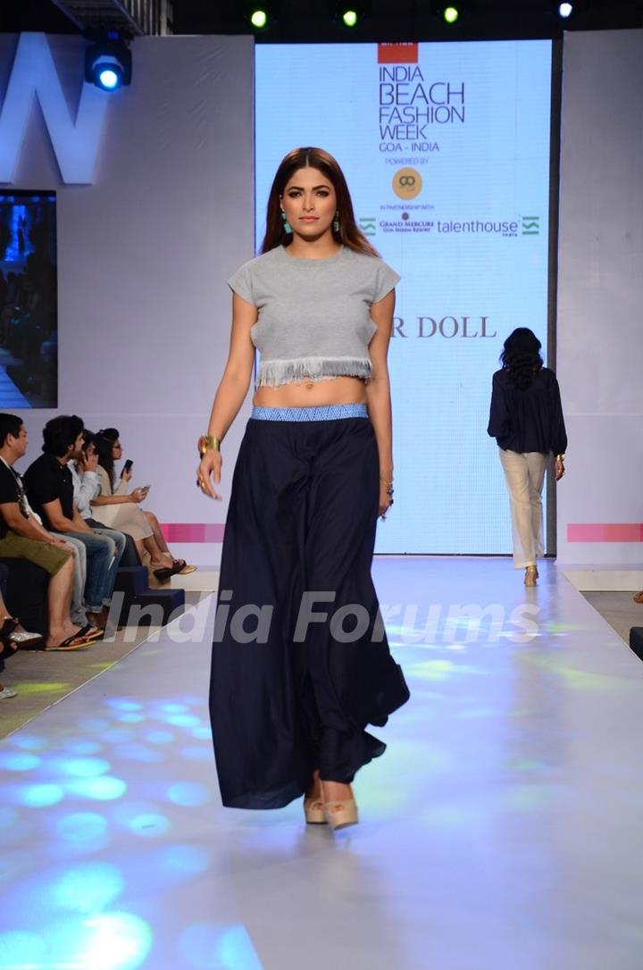 Parvathy Omanakuttan walks the ramp at India Beach Fashion Week