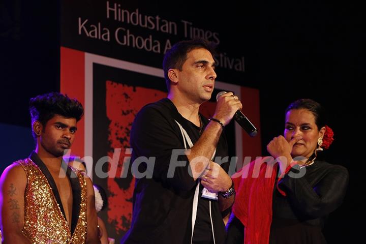 Ashley Lobo interacts with the audience at Kala Ghoda Arts Festival 2015