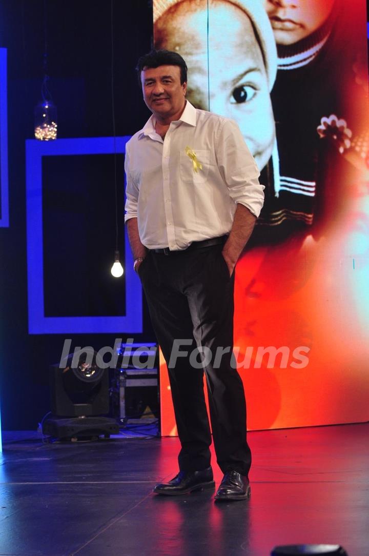 Anu Malik poses for the media at NDTV Fortis Health 4U Cancerthon Campaign