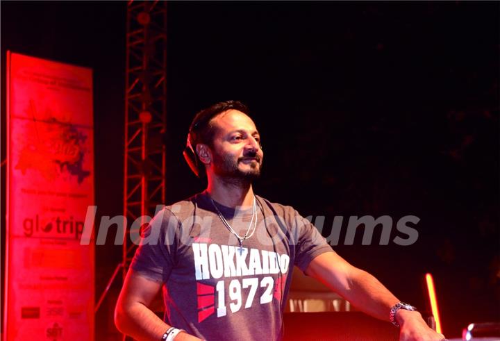 Nikhil Chinapa was snapped performing at Alegria Fest