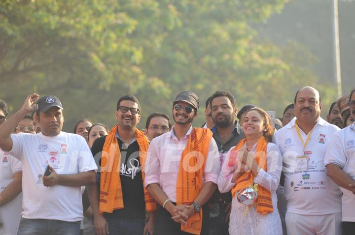 Shreyas Talpade smiles for the camera at Little Hearts Marathon 2015